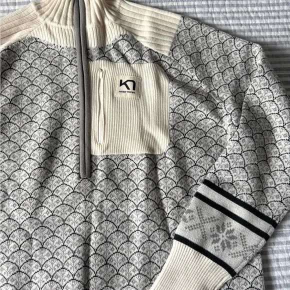 Kari Traa Women’s Beige Scandinavian oversized Sweater - Picture 2 of 5